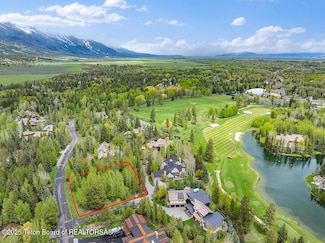 3280 Teton Pines Dr, Wilson, WY 83014