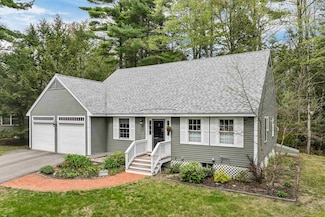 6 Foxglove Ln, Wolfeboro, NH 03894