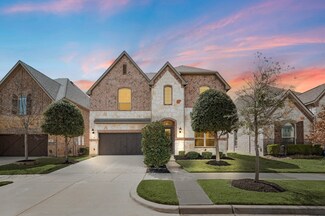 811 Red Maple Rd, Euless, TX 76039