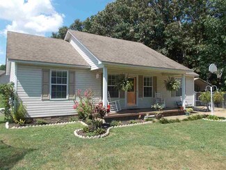 132 Foust Ln, Selmer, TN 38375
