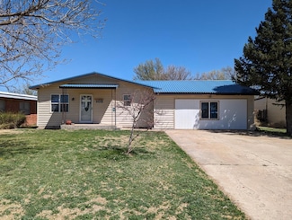 105 N Memorial, Hooker, OK 73945