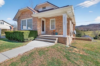 22247 Lincoln Cir, Damascus, VA 24236