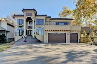 4943 Ward Pkwy, Kansas City, MO 64112