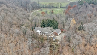 4165 Surrey Dr SE, Minerva, OH 44657