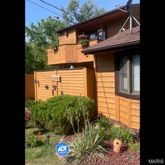 519 N Elm St, Pacific, MO 63069