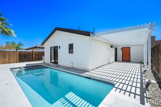 3283 N Mica Dr, Palm Springs, CA 92262