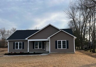 107 14th St, Grottoes, VA 24441