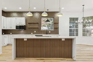 915 Inverness Cir, Lewisville, TX 75077