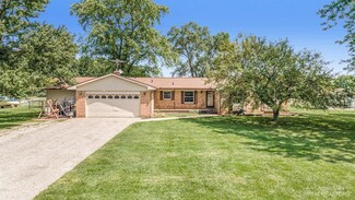 8360 Merrill Rd, Whitmore Lake, MI 48189