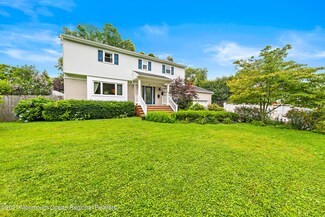 42 Hiawatha Ave, Oceanport, NJ 07757