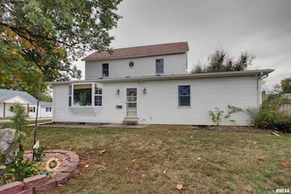 903 W Jefferson St, Pittsfield, IL 62363
