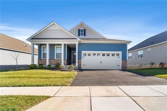 7968 Schaefer Crest, Breinigsville, PA 18031