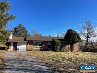 10 Imboden Rd, Mount Crawford, VA 22841