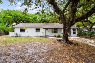 209 Florida St, Labelle, FL 33935