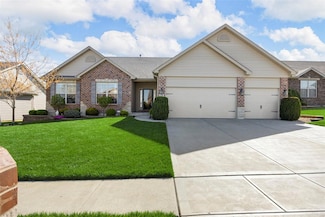 228 Lonepine Dr, Wentzville, MO 63385
