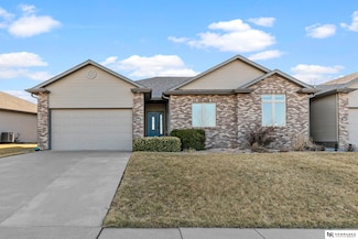 9000 Keystone Dr, Lincoln, NE 68516