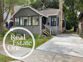516 E Maplehurst Ave, Ferndale, MI 48220