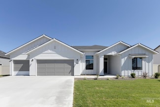 1014 E Perjue Basin Dr, Nampa, ID 83686