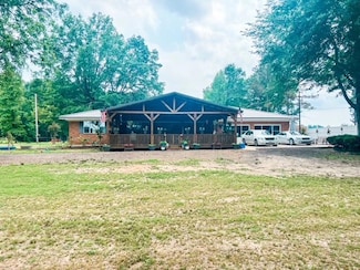 615 Veterans Blvd, Calhoun City, MS 38916