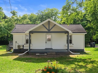 400 Westover Dr, Columbia, TN 38401