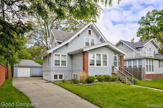 129 Curry Ave, Royal Oak, MI 48067