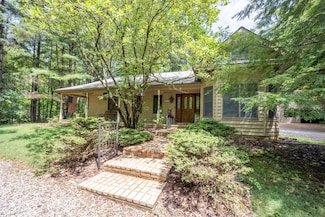 7625 Dusty Pines Dr, Galena, OH 43021