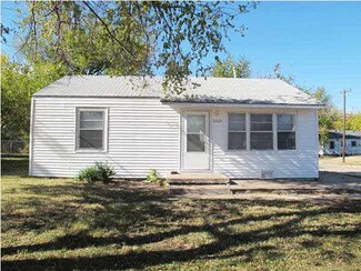 2269 N Volutsia St, Wichita, KS 67219