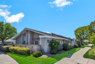 8815 Yuba Cir Unit 1102A, Huntington Beach, CA 92646