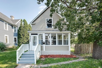2102 Willow Ave N, Minneapolis, MN 55411