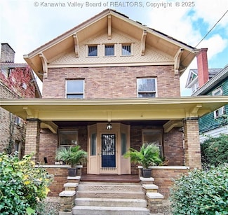 1505 Lee St E, Charleston, WV 25311