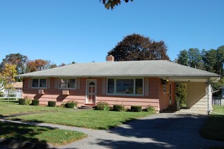 3 Hycrest Dr, Worcester, MA 01606