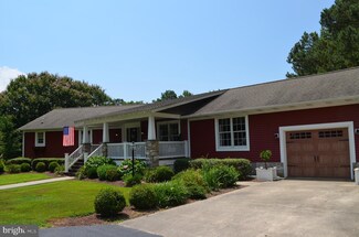 1514 New Bridge Rd, Pocomoke City, MD 21851