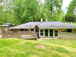 875 W Burma Rd, Bloomington, IN 47404
