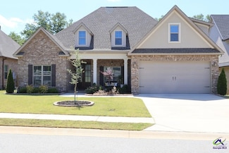 214 Landings Pointe Ln, Warner Robins, GA 31088