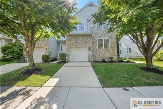 21 Sand Hill Ct Unit 9, Jamesburg, NJ 08831