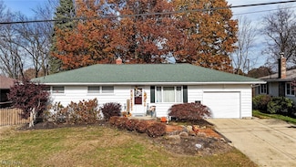 2239 Springfield Center Rd, Akron, OH 44312