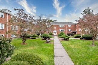 222 School St Unit 2, Walpole, MA 02081