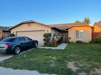 2523 S Vagedes Ave, Fresno, CA 93706