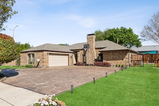 18636 Crownover Ct, Dallas, TX 75252