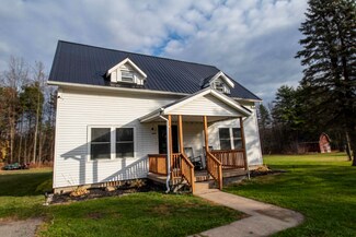 3658 Essex Rd, Willsboro, NY 12996