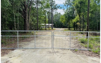 5807 NW 12th Ct, Bell, FL 32619