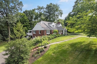 4 Buckingham Place, Pittsburgh, PA 15215