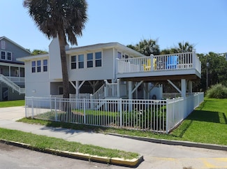 1001 Palmetto Blvd, Edisto Island, SC 29438