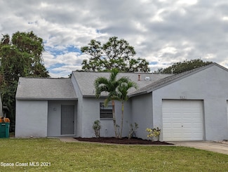 1681 Owl Ln, Melbourne, FL 32935