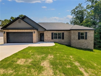 13 Epping Dr, Bella Vista, AR 72714