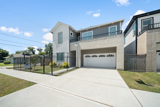 2303 Wipprecht St, Houston, TX 77020