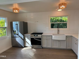 923 W Micheltorena St, Santa Barbara, CA 93101