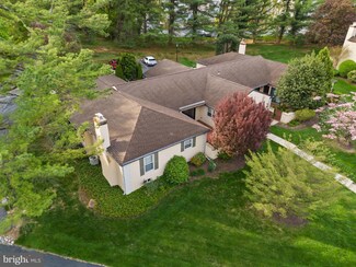 49 Parkridge Dr Unit 49, Bryn Mawr, PA 19010