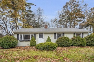 39 Glenwood Dr, Leominster, MA 01453