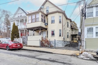 129-131 Lexington St, Lawrence, MA 01841